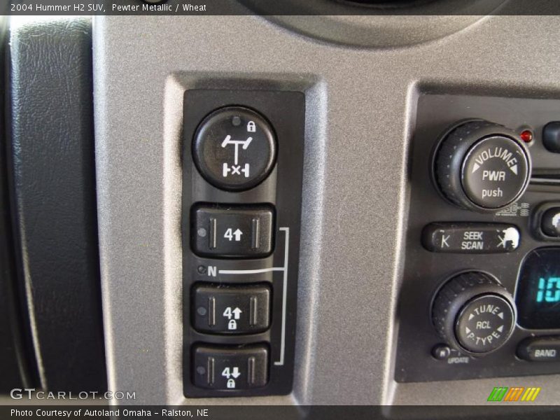 Pewter Metallic / Wheat 2004 Hummer H2 SUV
