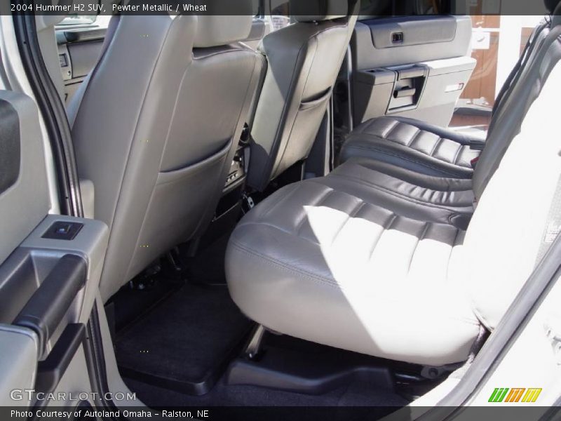 Pewter Metallic / Wheat 2004 Hummer H2 SUV