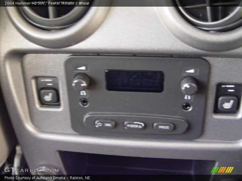 Pewter Metallic / Wheat 2004 Hummer H2 SUV