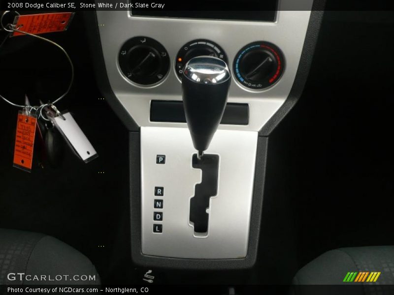 Stone White / Dark Slate Gray 2008 Dodge Caliber SE