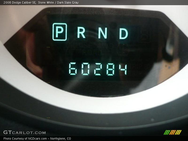 Stone White / Dark Slate Gray 2008 Dodge Caliber SE