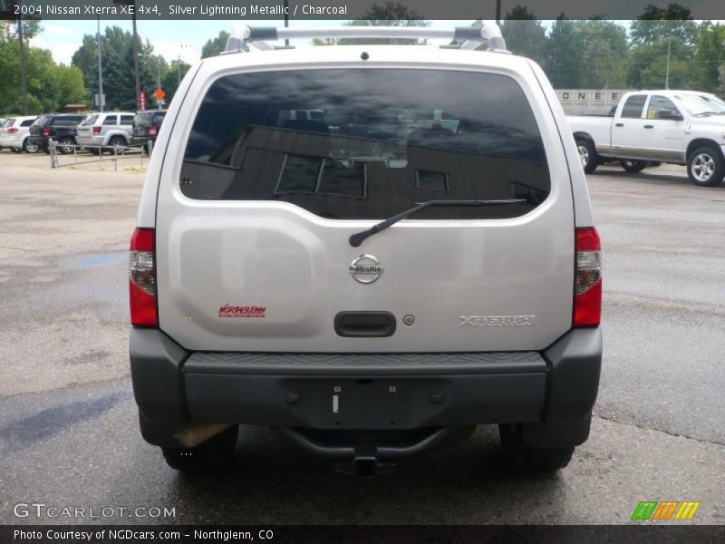 Silver Lightning Metallic / Charcoal 2004 Nissan Xterra XE 4x4