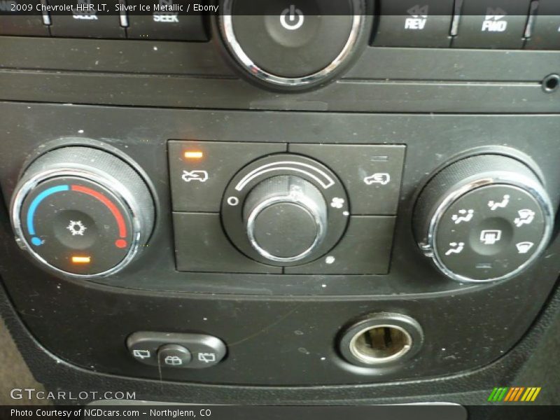 Silver Ice Metallic / Ebony 2009 Chevrolet HHR LT