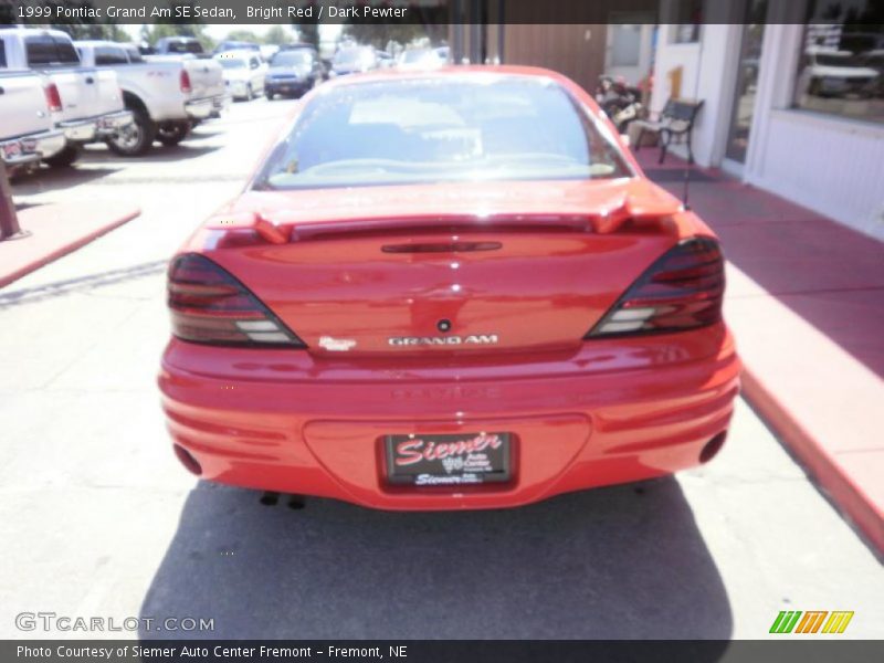 Bright Red / Dark Pewter 1999 Pontiac Grand Am SE Sedan