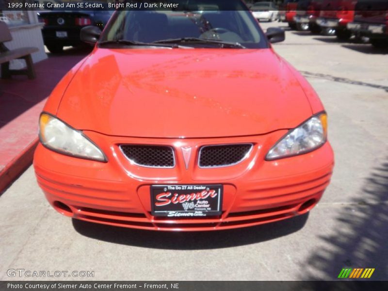 Bright Red / Dark Pewter 1999 Pontiac Grand Am SE Sedan