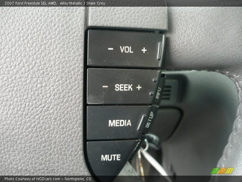 Alloy Metallic / Shale Grey 2007 Ford Freestyle SEL AWD