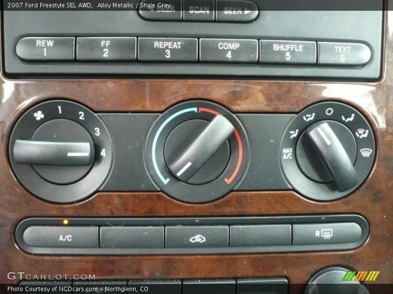 Alloy Metallic / Shale Grey 2007 Ford Freestyle SEL AWD
