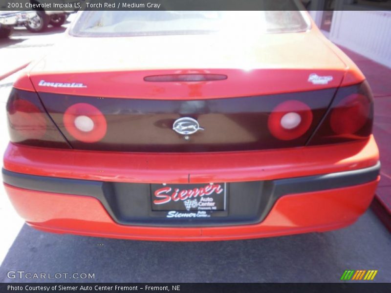 Torch Red / Medium Gray 2001 Chevrolet Impala LS