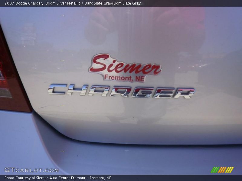 Bright Silver Metallic / Dark Slate Gray/Light Slate Gray 2007 Dodge Charger