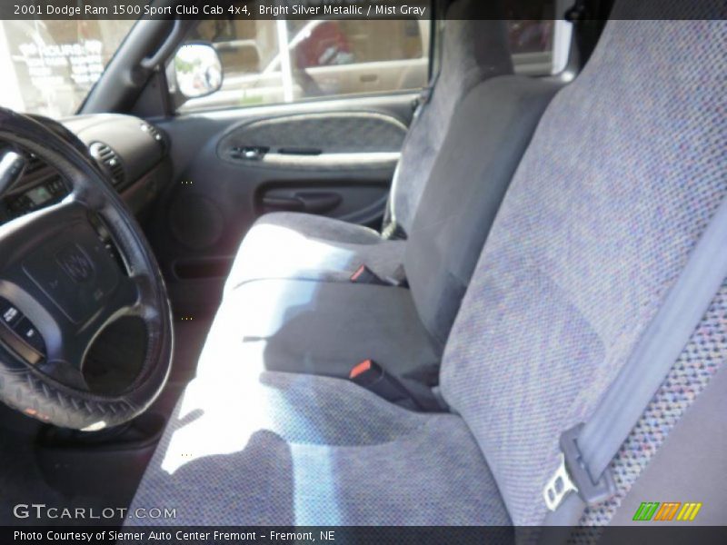 Bright Silver Metallic / Mist Gray 2001 Dodge Ram 1500 Sport Club Cab 4x4