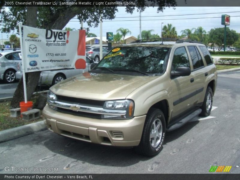 Sandstone Metallic / Light Cashmere/Ebony 2005 Chevrolet TrailBlazer LS