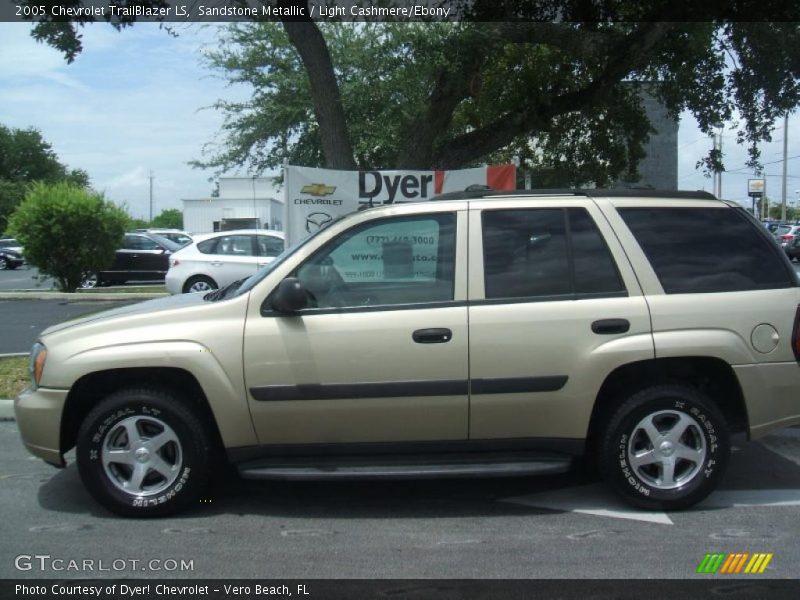 Sandstone Metallic / Light Cashmere/Ebony 2005 Chevrolet TrailBlazer LS