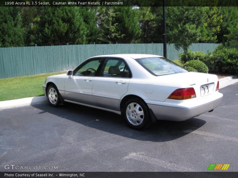 Cayman White Pearl Metallic / Parchment 1998 Acura RL 3.5 Sedan