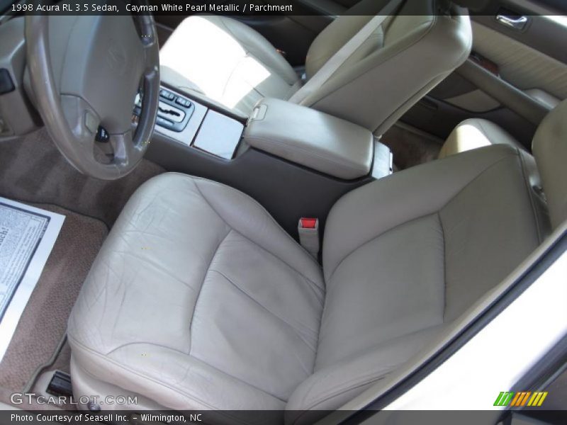Cayman White Pearl Metallic / Parchment 1998 Acura RL 3.5 Sedan