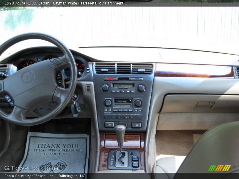 Cayman White Pearl Metallic / Parchment 1998 Acura RL 3.5 Sedan