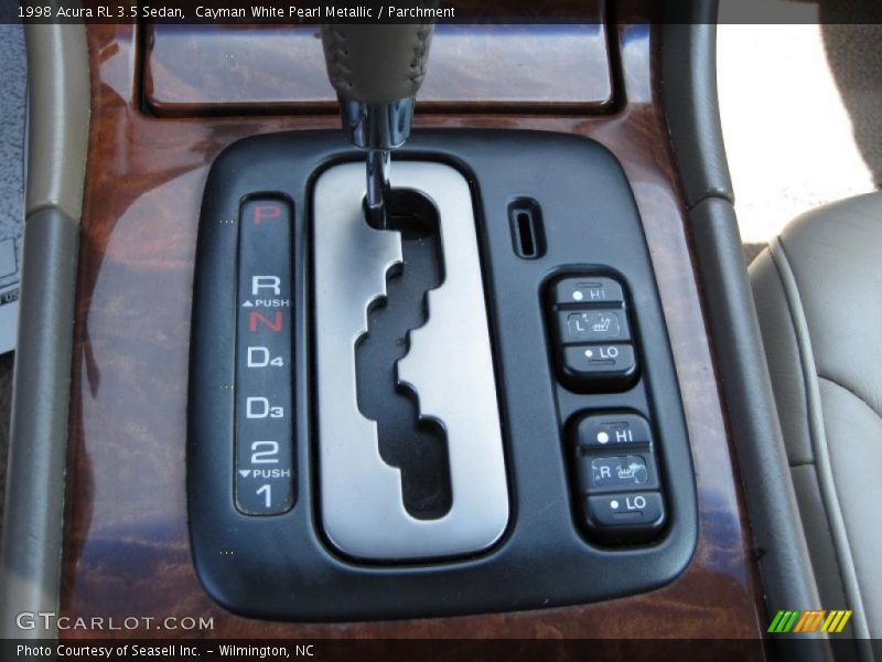 Cayman White Pearl Metallic / Parchment 1998 Acura RL 3.5 Sedan