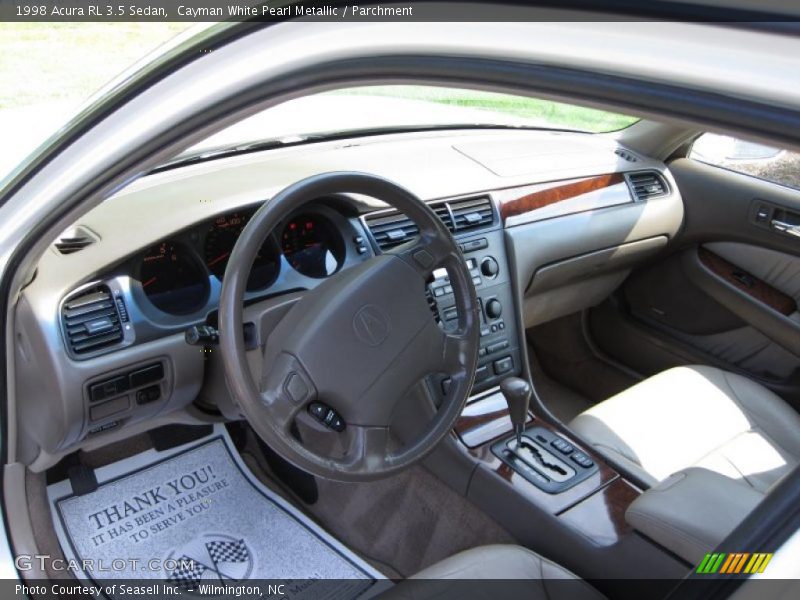 Cayman White Pearl Metallic / Parchment 1998 Acura RL 3.5 Sedan