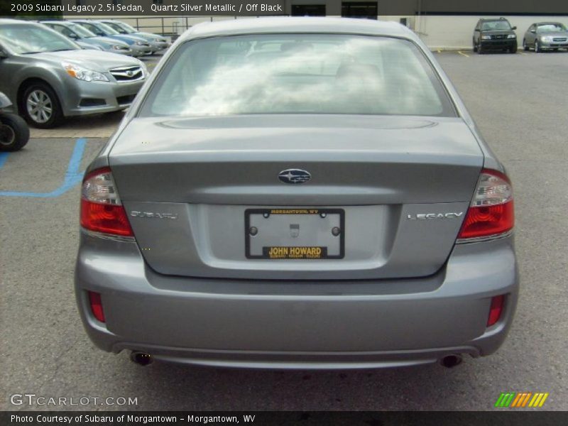 Quartz Silver Metallic / Off Black 2009 Subaru Legacy 2.5i Sedan
