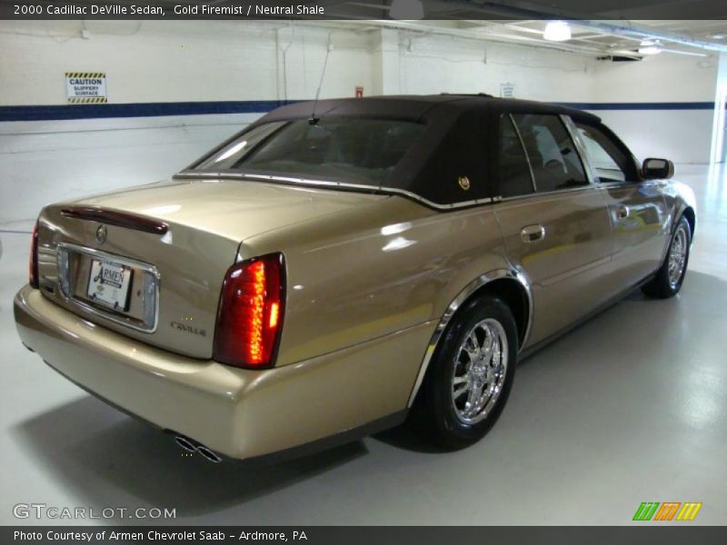 Gold Firemist / Neutral Shale 2000 Cadillac DeVille Sedan