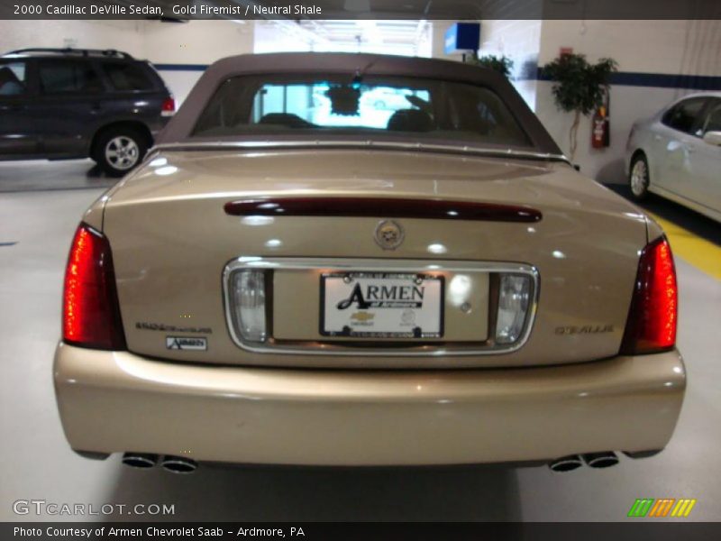 Gold Firemist / Neutral Shale 2000 Cadillac DeVille Sedan