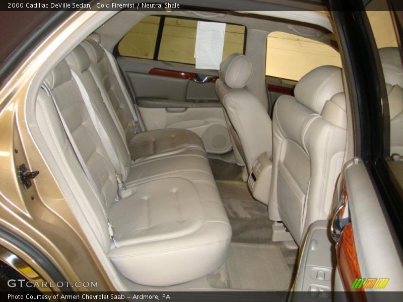 Gold Firemist / Neutral Shale 2000 Cadillac DeVille Sedan