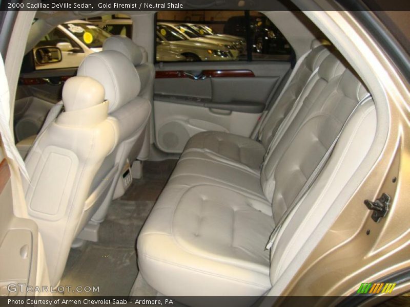 Gold Firemist / Neutral Shale 2000 Cadillac DeVille Sedan