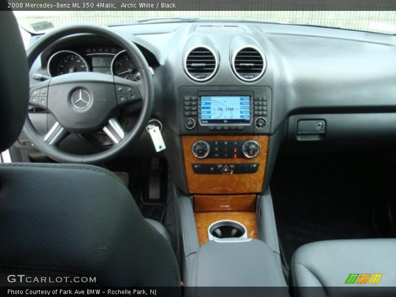 Arctic White / Black 2008 Mercedes-Benz ML 350 4Matic