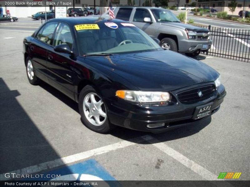 Black / Taupe 2000 Buick Regal GS