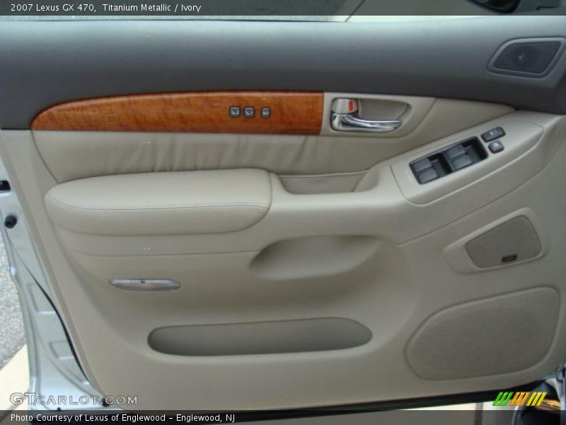 Titanium Metallic / Ivory 2007 Lexus GX 470