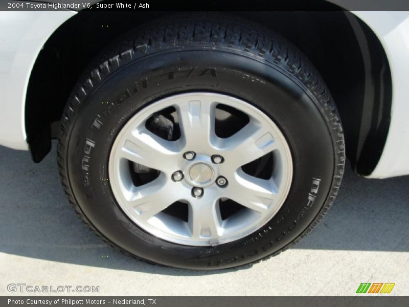Super White / Ash 2004 Toyota Highlander V6