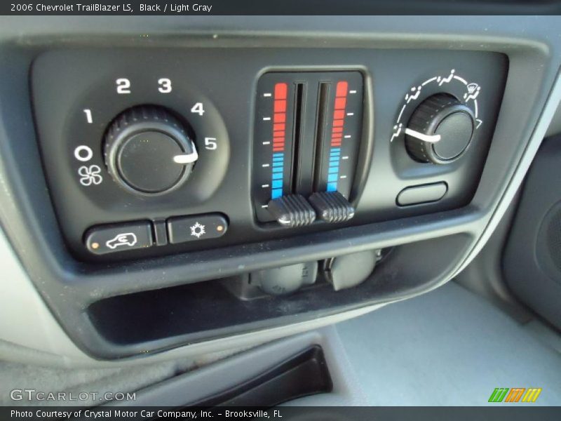 Black / Light Gray 2006 Chevrolet TrailBlazer LS