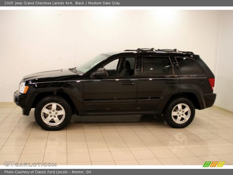 Black / Medium Slate Gray 2005 Jeep Grand Cherokee Laredo 4x4