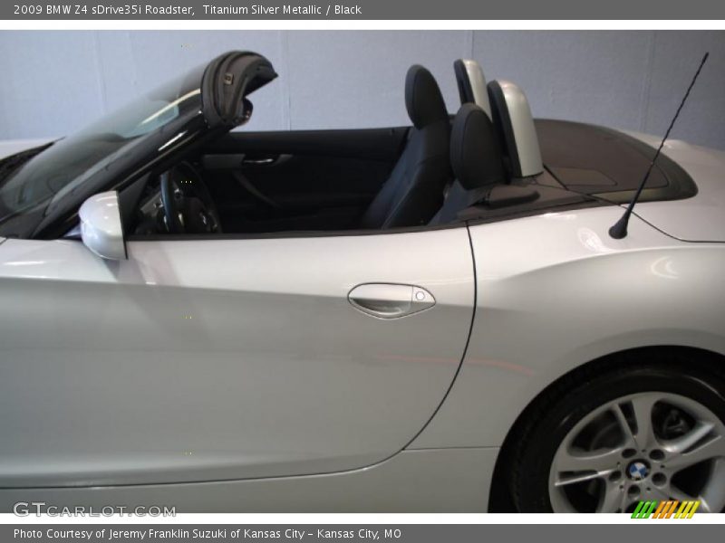 Titanium Silver Metallic / Black 2009 BMW Z4 sDrive35i Roadster