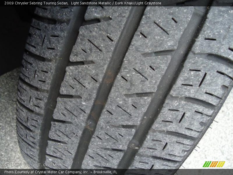 Light Sandstone Metallic / Dark Khaki/Light Graystone 2009 Chrysler Sebring Touring Sedan