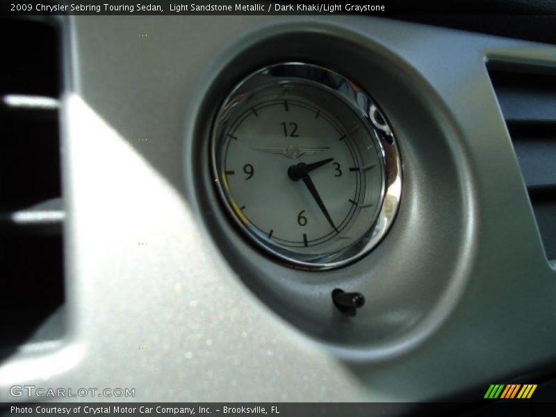 Light Sandstone Metallic / Dark Khaki/Light Graystone 2009 Chrysler Sebring Touring Sedan
