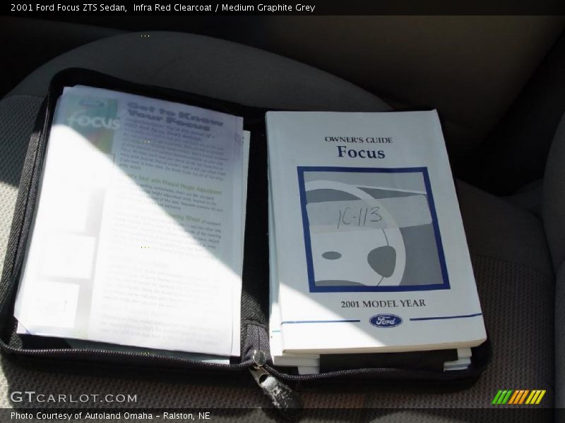 Infra Red Clearcoat / Medium Graphite Grey 2001 Ford Focus ZTS Sedan