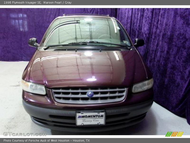 Maroon Pearl / Gray 1998 Plymouth Voyager SE