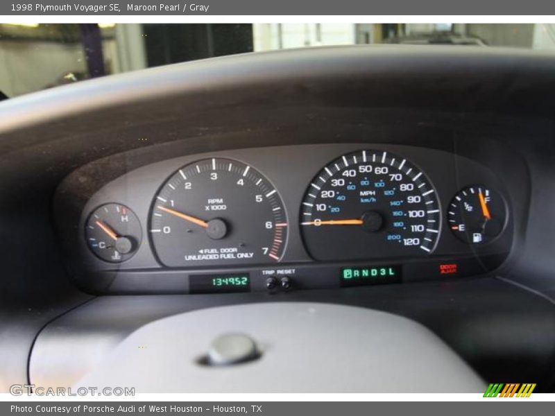 Maroon Pearl / Gray 1998 Plymouth Voyager SE