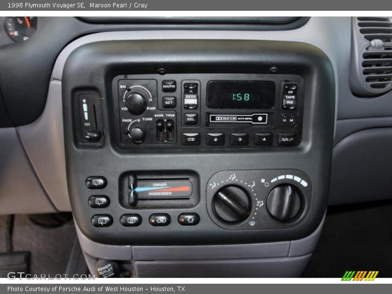 Maroon Pearl / Gray 1998 Plymouth Voyager SE