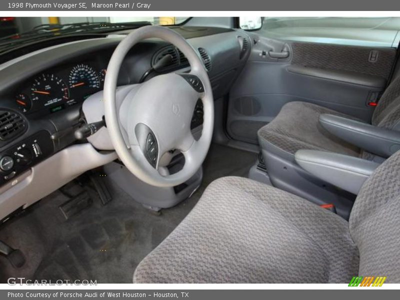 Maroon Pearl / Gray 1998 Plymouth Voyager SE