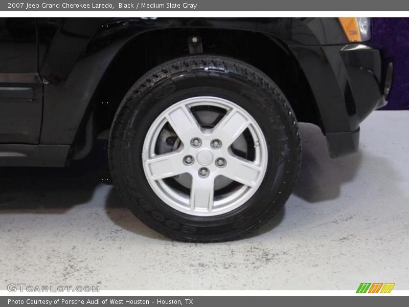 Black / Medium Slate Gray 2007 Jeep Grand Cherokee Laredo