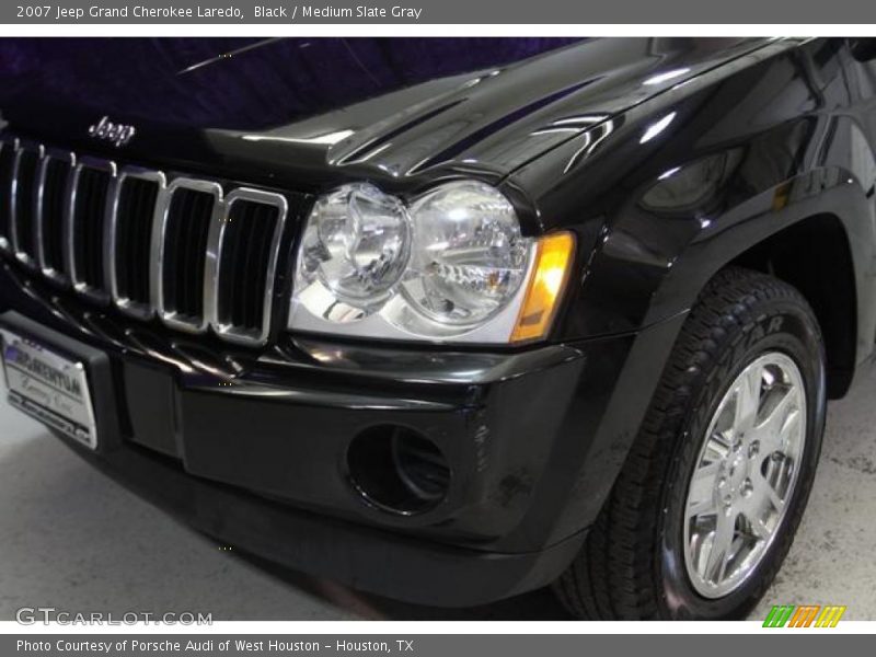 Black / Medium Slate Gray 2007 Jeep Grand Cherokee Laredo