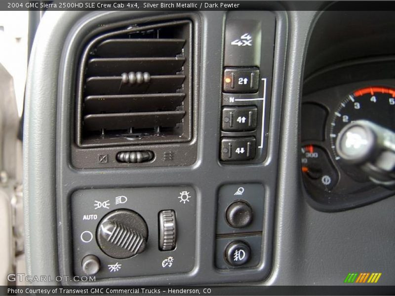 Silver Birch Metallic / Dark Pewter 2004 GMC Sierra 2500HD SLE Crew Cab 4x4