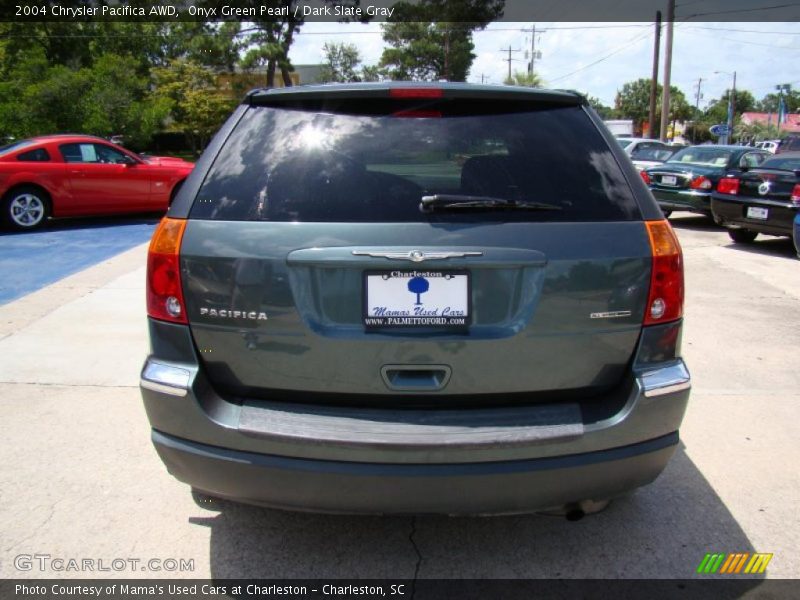 Onyx Green Pearl / Dark Slate Gray 2004 Chrysler Pacifica AWD