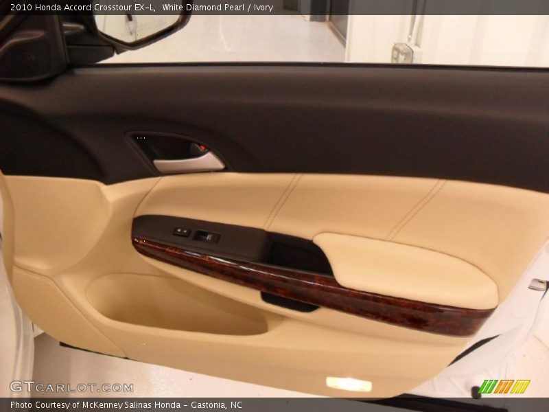 White Diamond Pearl / Ivory 2010 Honda Accord Crosstour EX-L