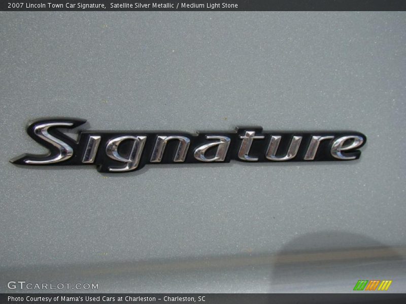 Satellite Silver Metallic / Medium Light Stone 2007 Lincoln Town Car Signature