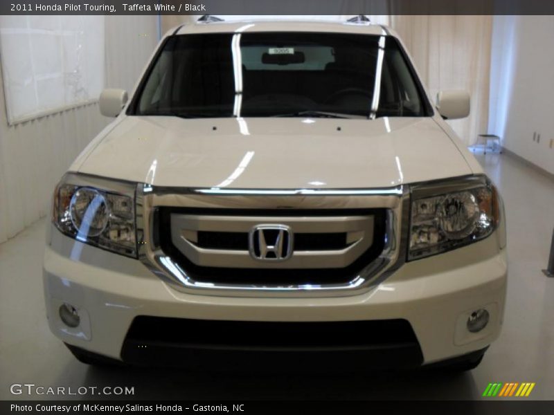 Taffeta White / Black 2011 Honda Pilot Touring