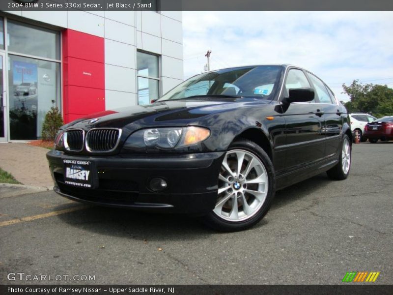 Jet Black / Sand 2004 BMW 3 Series 330xi Sedan