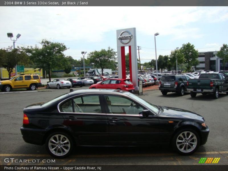 Jet Black / Sand 2004 BMW 3 Series 330xi Sedan