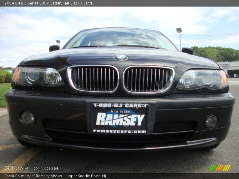 Jet Black / Sand 2004 BMW 3 Series 330xi Sedan